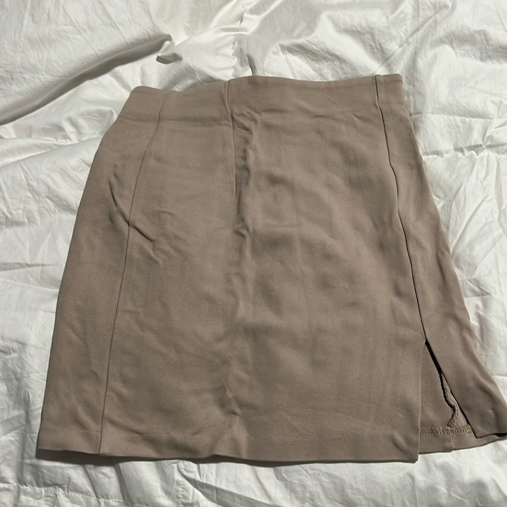 Slit skirt